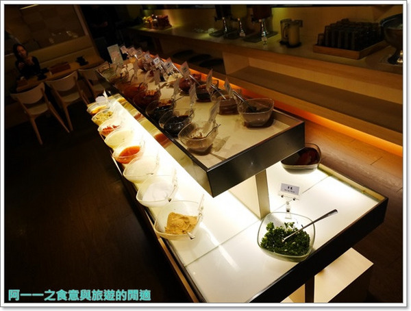 麻辣一村:捷運忠孝復興站東區美食 麻辣一村火鍋吃到飽~黑毛和牛盡情吃