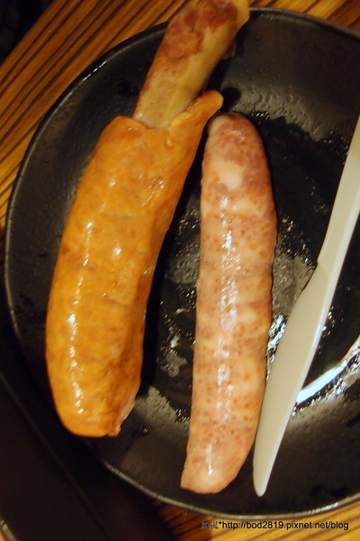 烤狀猿日式炭火燒烤(成都店):【台中西屯】烤狀猿日式炭火燒烤(成都店)-醃製肉品口味挺重的,但服務還不錯!