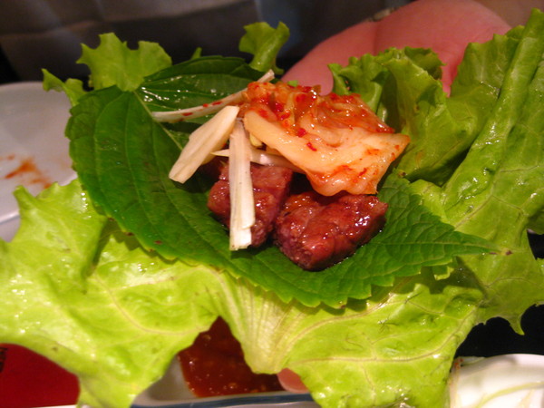 兩班家(台中新光三越店):台中>> 兩班家呷〞無煙〞韓式燒烤 享受賓至如歸的服務