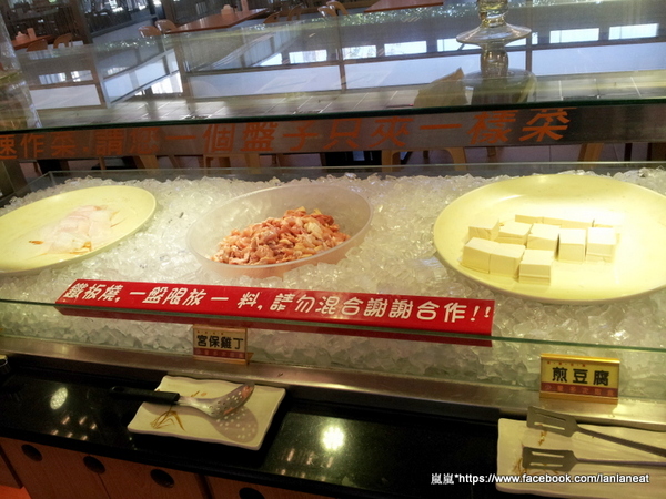 台中牛排館&元太祖蒙古烤肉(中科店)：【台中西屯】台中牛排館&元太祖蒙古烤肉－平日中午吃粗飽還ＯＫ啦