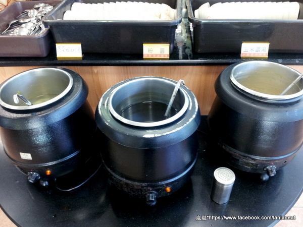 台中牛排館&元太祖蒙古烤肉(中科店)：【台中西屯】台中牛排館&元太祖蒙古烤肉－平日中午吃粗飽還ＯＫ啦