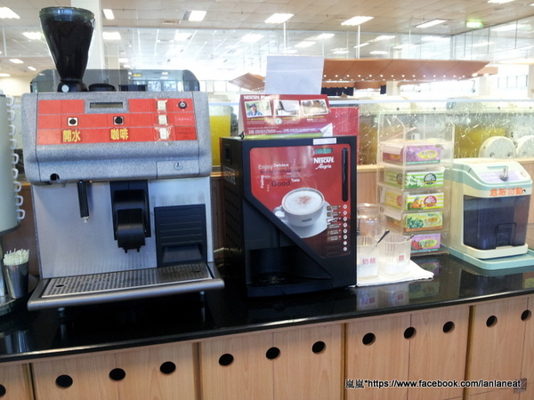 台中牛排館&元太祖蒙古烤肉(中科店)：【台中西屯】台中牛排館&元太祖蒙古烤肉－平日中午吃粗飽還ＯＫ啦