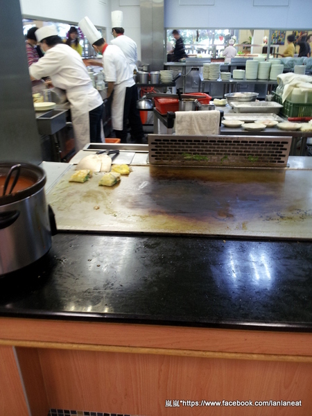 台中牛排館&元太祖蒙古烤肉(中科店)：【台中西屯】台中牛排館&元太祖蒙古烤肉－平日中午吃粗飽還ＯＫ啦