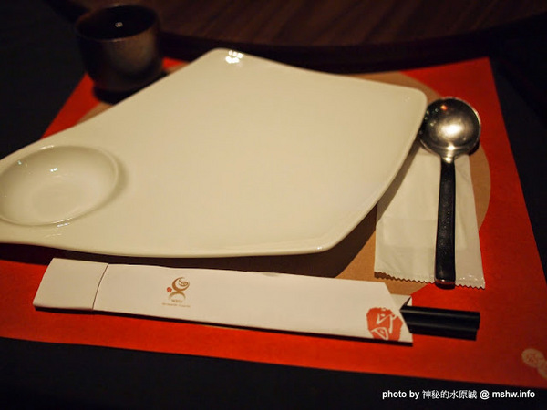 印月創意東方宴：【食記】台中WEIN Restaurant&Lounge印月創意東方宴@西屯 : 藝鴨三吃,傳統好食美味新體驗~限量的小確幸!