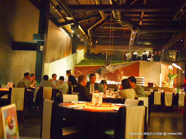 印月創意東方宴：【食記】台中WEIN Restaurant&Lounge印月創意東方宴@西屯 : 藝鴨三吃,傳統好食美味新體驗~限量的小確幸!