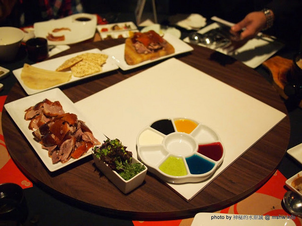 印月創意東方宴：【食記】台中WEIN Restaurant&Lounge印月創意東方宴@西屯 : 藝鴨三吃,傳統好食美味新體驗~限量的小確幸!