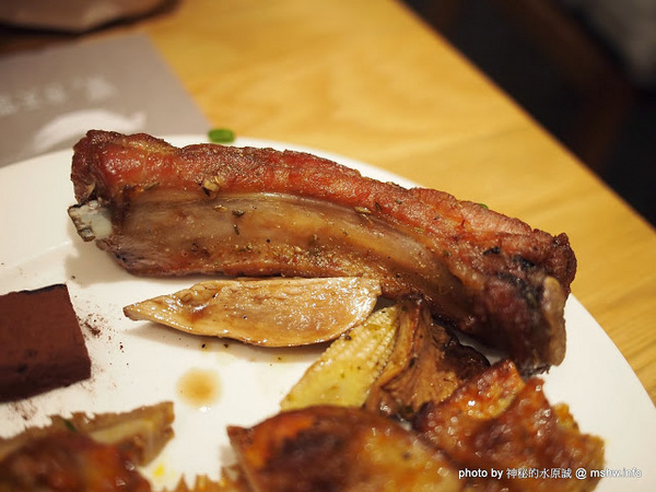 饗食天堂(台中店):【食記】台中西屯-饗食天堂自助美饌-台中遠百店 : 選擇繁多的異國創意料理,吃一圈就撐死啦…