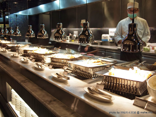 饗食天堂(台中店):【食記】台中西屯-饗食天堂自助美饌-台中遠百店 : 選擇繁多的異國創意料理,吃一圈就撐死啦…