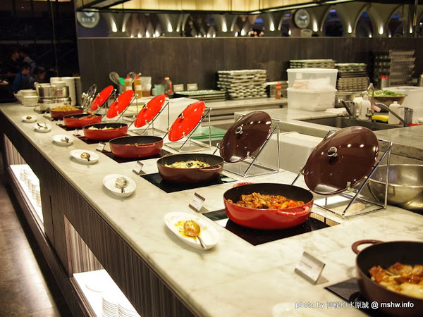 饗食天堂(台中店):【食記】台中西屯-饗食天堂自助美饌-台中遠百店 : 選擇繁多的異國創意料理,吃一圈就撐死啦…
