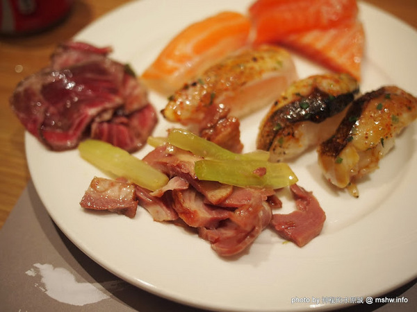 饗食天堂(台中店):【食記】台中西屯-饗食天堂自助美饌-台中遠百店 : 選擇繁多的異國創意料理,吃一圈就撐死啦…