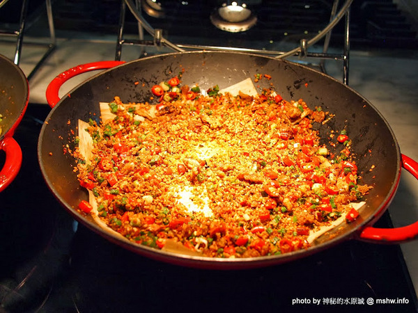 饗食天堂(台中店):【食記】台中西屯-饗食天堂自助美饌-台中遠百店 : 選擇繁多的異國創意料理,吃一圈就撐死啦…