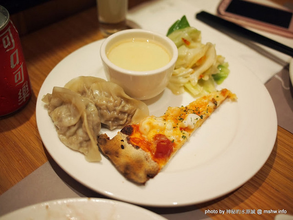 饗食天堂(台中店):【食記】台中西屯-饗食天堂自助美饌-台中遠百店 : 選擇繁多的異國創意料理,吃一圈就撐死啦…