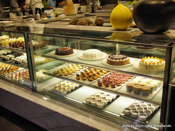 饗食天堂(台中店):【食記】台中西屯-饗食天堂自助美饌-台中遠百店 : 選擇繁多的異國創意料理,吃一圈就撐死啦…