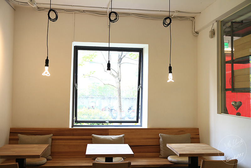 Banbi217 美食旅遊: 目覺咖啡三店 mezamas hikohi (台中西區精誠七街美食、咖啡館、早午餐、下午茶)