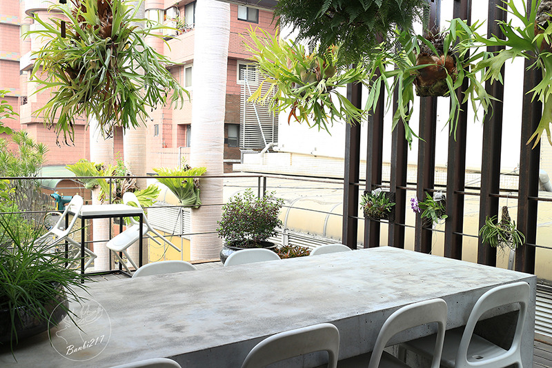 Banbi217 美食旅遊: 目覺咖啡三店 mezamas hikohi (台中西區精誠七街美食、咖啡館、早午餐、下午茶)