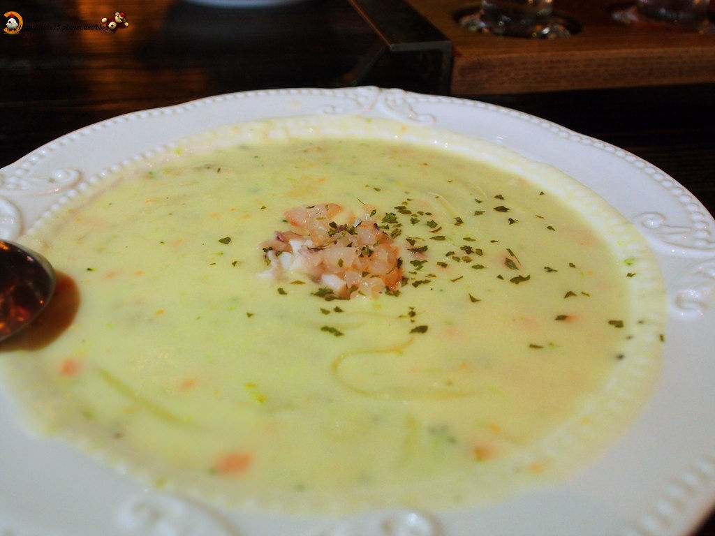 28905585671_4f8925a6cb_b