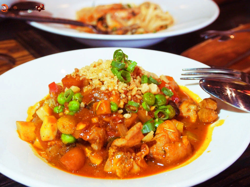 28362679354_5348c739e4_b