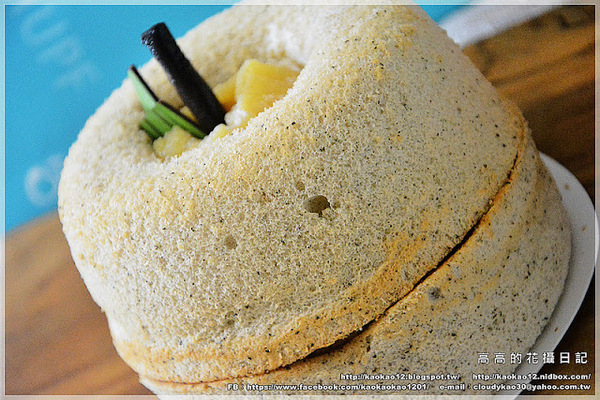 咕咕霍夫(漢口烘焙門市):【宅配】咕咕霍夫 午茶甜點時光:Petit Four & 茶蘋果蛋糕(TVBS報導推薦)