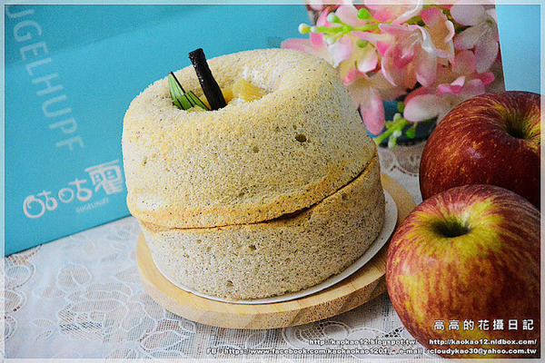 咕咕霍夫(漢口烘焙門市):【宅配】咕咕霍夫 午茶甜點時光:Petit Four & 茶蘋果蛋糕(TVBS報導推薦)