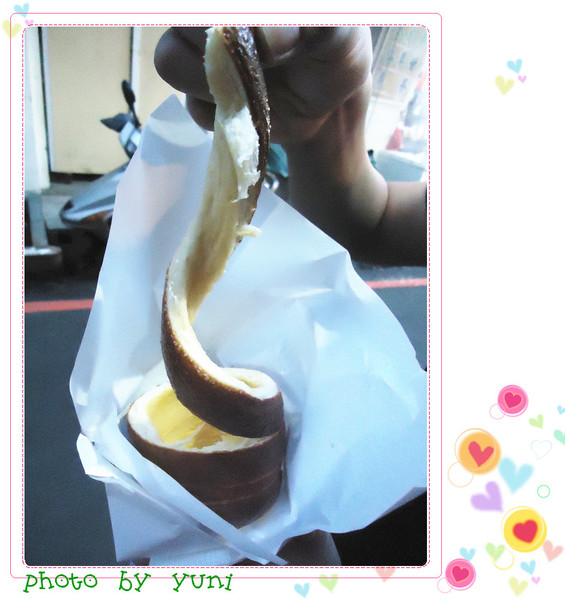 巧朵滋匈牙利煙囪捲專賣店(逢甲文華店)：【台中食記】手工現做☆捲動的幸福美食☆匈牙利煙囪捲@逢甲夜市