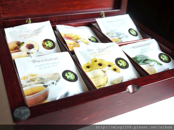 Lawry's勞瑞斯牛肋排餐廳:頂級美味饗宴。【Lawry’s勞瑞斯牛肋排餐廳】