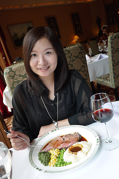 Lawry's勞瑞斯牛肋排餐廳:嚴選食材頂級美味【Lawry’s勞瑞斯牛肋排餐廳】