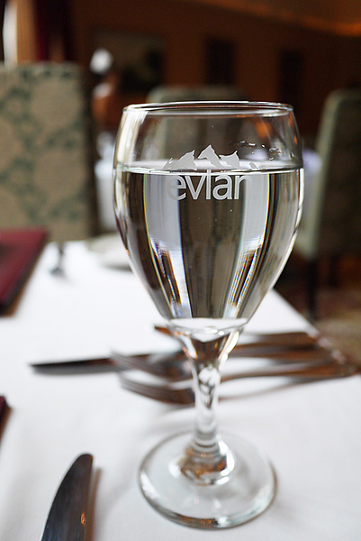 Lawry's勞瑞斯牛肋排餐廳:嚴選食材頂級美味【Lawry’s勞瑞斯牛肋排餐廳】