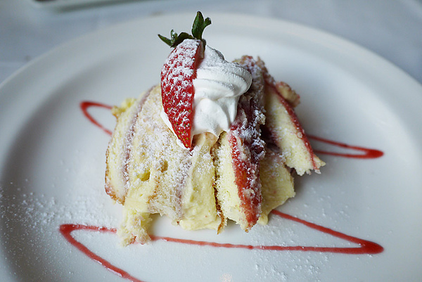 Lawry's勞瑞斯牛肋排餐廳:嚴選食材頂級美味【Lawry’s勞瑞斯牛肋排餐廳】