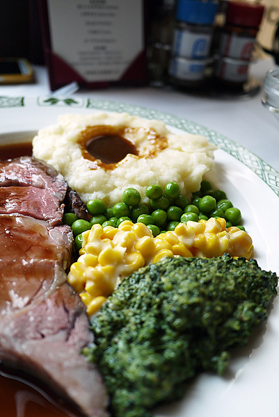 Lawry's勞瑞斯牛肋排餐廳:嚴選食材頂級美味【Lawry’s勞瑞斯牛肋排餐廳】