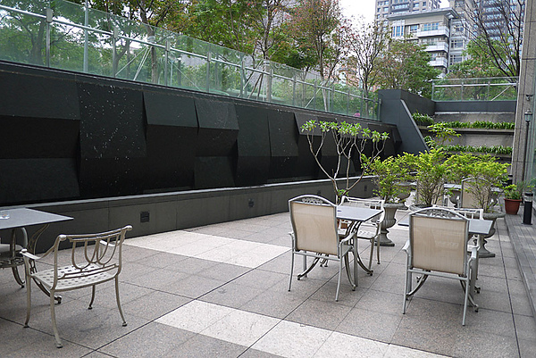 Lawry's勞瑞斯牛肋排餐廳:嚴選食材頂級美味【Lawry’s勞瑞斯牛肋排餐廳】