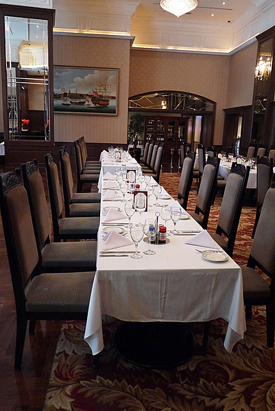 Lawry's勞瑞斯牛肋排餐廳:嚴選食材頂級美味【Lawry’s勞瑞斯牛肋排餐廳】