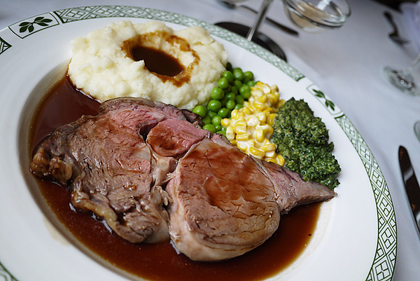 Lawry's勞瑞斯牛肋排餐廳:嚴選食材頂級美味【Lawry’s勞瑞斯牛肋排餐廳】