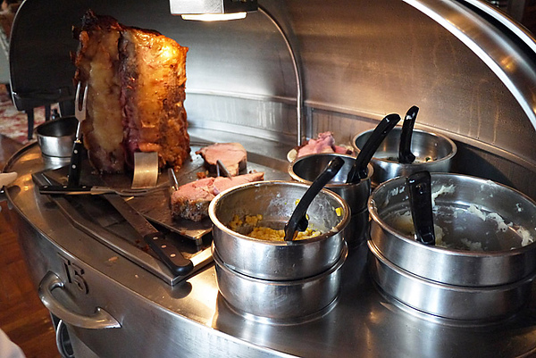 Lawry's勞瑞斯牛肋排餐廳:嚴選食材頂級美味【Lawry’s勞瑞斯牛肋排餐廳】