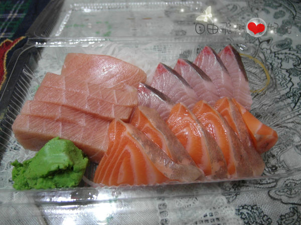 富基漁港魚產品銷售中心：『富基漁港』三點蟹的季節~好吃的海鮮在這裡