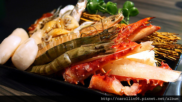 好客 酒吧燒烤(忠孝店):【試吃】《好客-酒吧燒烤(忠孝店)》生蠔明蝦通通吃到飽