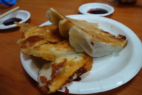 阿財鍋貼水餃專賣店：阿財鍋貼水餃專賣店 ~ 飄香30年的鍋貼水餃老店 - 捷運石牌站