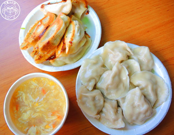 阿財鍋貼水餃專賣店：呷飽祙【台北北投･阿財鍋貼】高人氣爆漿鍋貼