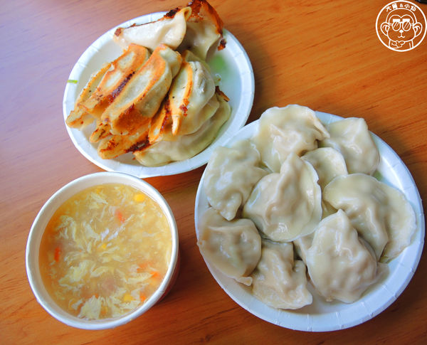 阿財鍋貼水餃專賣店：呷飽祙【台北北投･阿財鍋貼】高人氣爆漿鍋貼