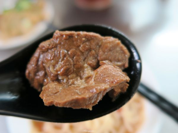 粟家牛肉麵：[北投在地美食]台北 粟家牛肉麵~牛肉麵比賽常勝軍之牛肉麵