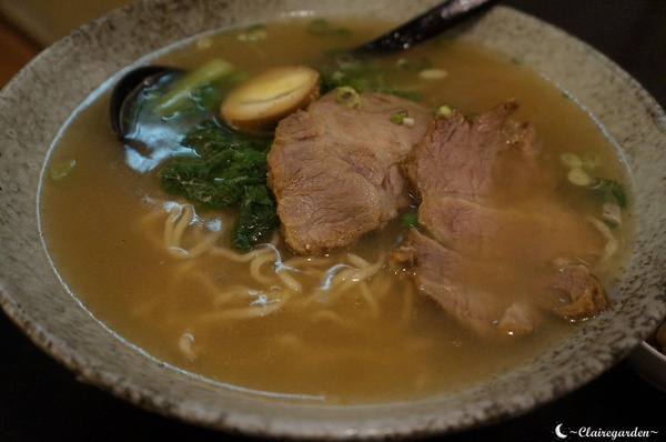 滿客屋拉麵(原滿來溫泉拉麵)：[北投在地美食]台北滿客屋拉麵~來自溫泉的蛋和排骨，大推的其實是排骨XD