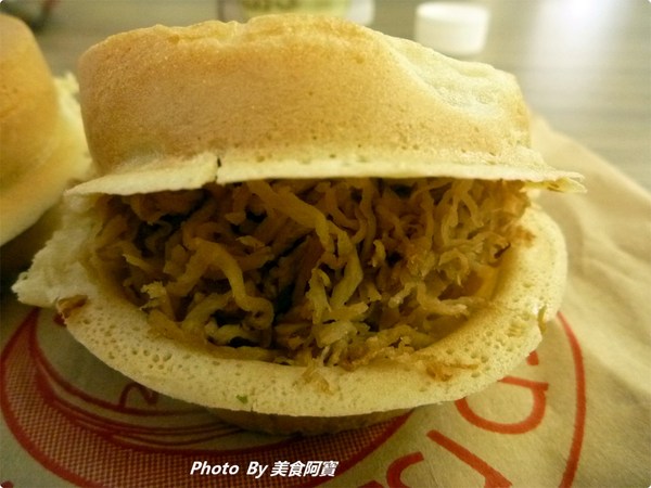 晴光紅豆餅:【台北市】晴光市場排隊名店爆餡紅豆餅「晴光紅豆餅」