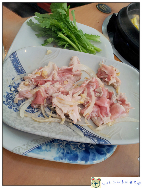 王朝迷您石頭火鍋店:一個人也可以好好享受的石頭小火鍋~ 王朝迷您石頭火鍋店