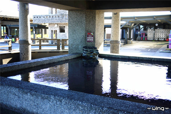 綠島朝日溫泉：［台東綠島］海天一色。蔚藍美景【朝日溫泉】露天海水溫泉泡湯趣