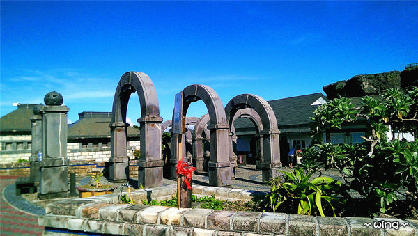 綠島朝日溫泉：［台東綠島］海天一色。蔚藍美景【朝日溫泉】露天海水溫泉泡湯趣