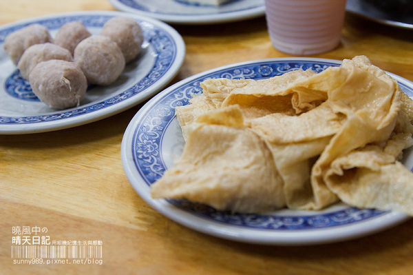 大腳阿公臭臭鍋：【石牌|大腳阿公】體貼錢包的平價小火鍋好滋味