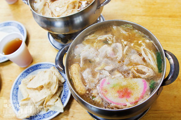 大腳阿公臭臭鍋：【石牌|大腳阿公】體貼錢包的平價小火鍋好滋味