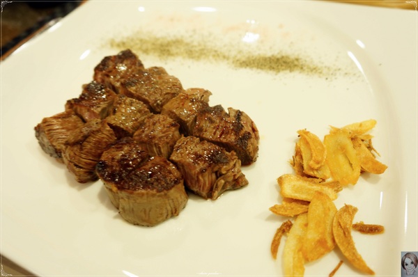 高樂餐飲：台北 捷運南港展覽館站 高樂餐飲~鐵板燒&日本料理一次享受