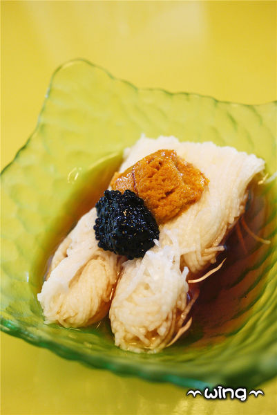 高樂餐飲-鐵板料理 與 小高玉迴轉壽司：［台北信義區］美味海鮮饗宴。【高樂餐飲-鐵板料理 與 小高玉迴轉壽司】炙燒握壽司/生魚片/海膽山藥細麵/胡麻豆腐體驗(捷運南港展覽館站美食餐廳)。