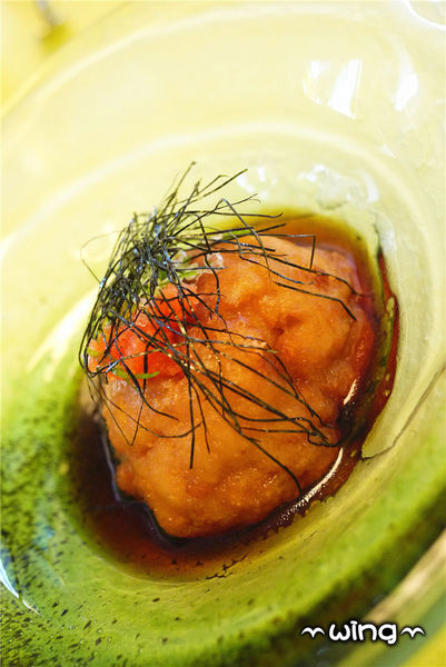 高樂餐飲-鐵板料理 與 小高玉迴轉壽司：［台北信義區］美味海鮮饗宴。【高樂餐飲-鐵板料理 與 小高玉迴轉壽司】炙燒握壽司/生魚片/海膽山藥細麵/胡麻豆腐體驗(捷運南港展覽館站美食餐廳)。