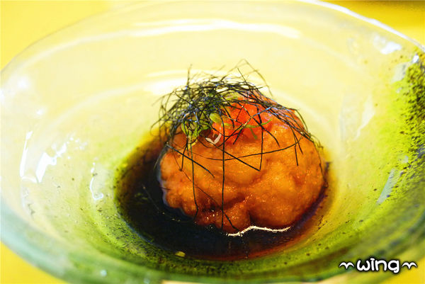 高樂餐飲-鐵板料理 與 小高玉迴轉壽司：［台北信義區］美味海鮮饗宴。【高樂餐飲-鐵板料理 與 小高玉迴轉壽司】炙燒握壽司/生魚片/海膽山藥細麵/胡麻豆腐體驗(捷運南港展覽館站美食餐廳)。